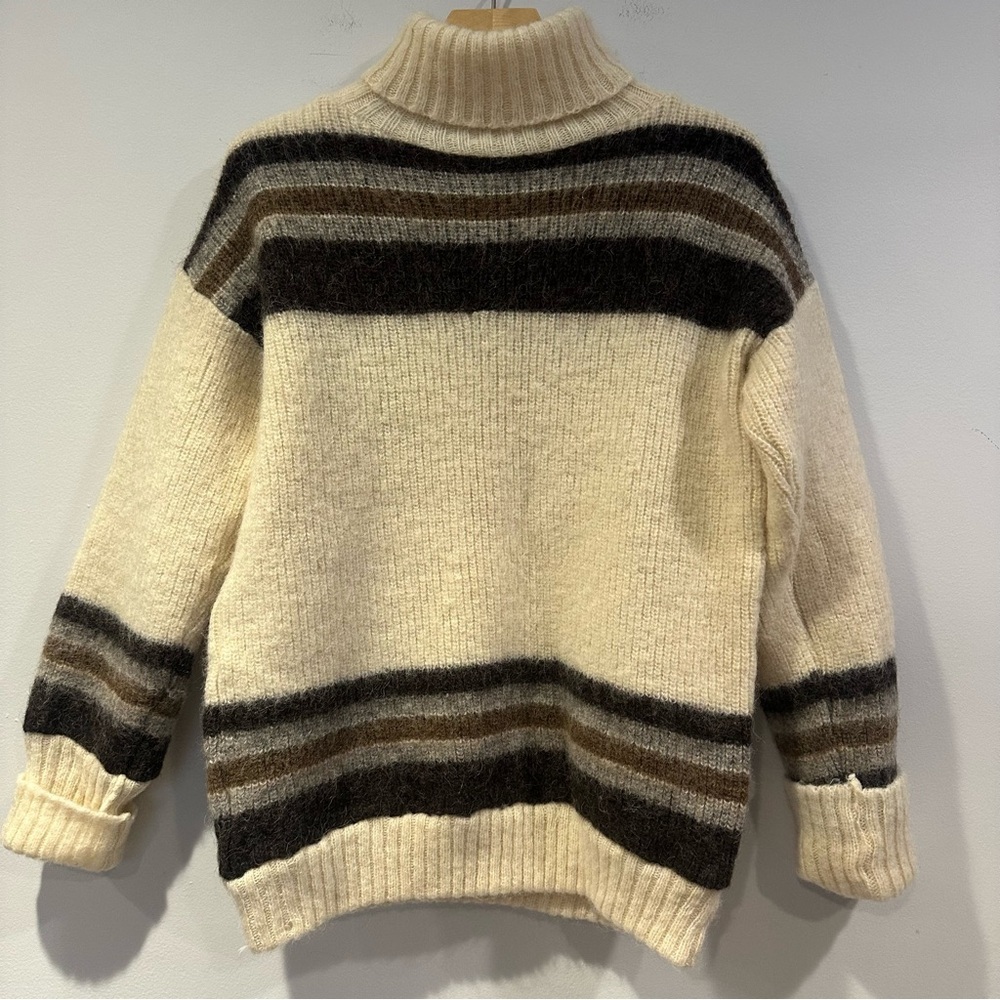 Viking Wool Vintage Pure Turtle Neck Cream and Brown Striped Sweater